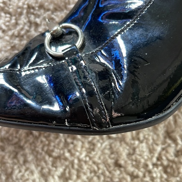 BCBG Girls Patent Black Bootie no size listed but they are 8.5 - Picture 10 of 10